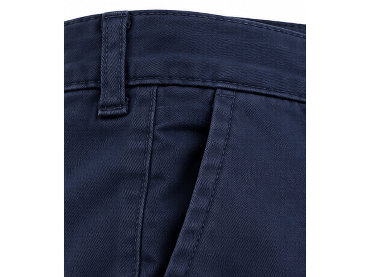 Pantalón chino marino