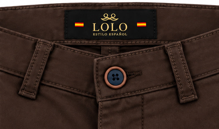 Pantalón chino marrón chocolate